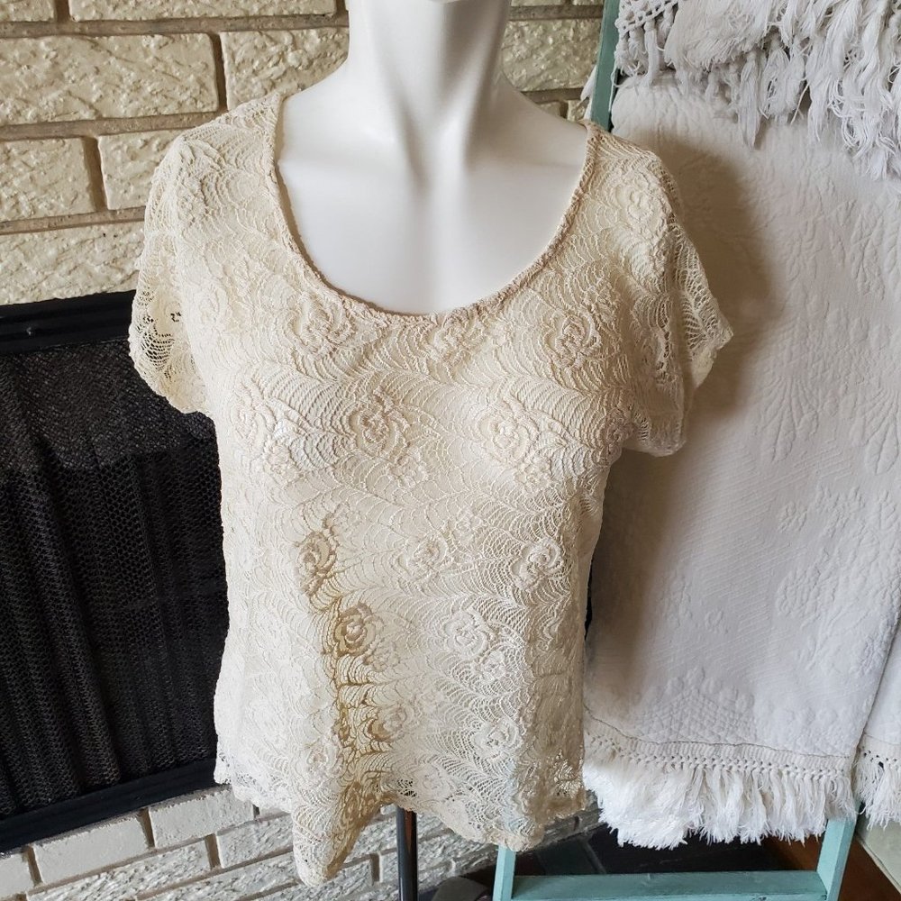 MOD Lusive beige boho lace scoop neck short sleeve top M